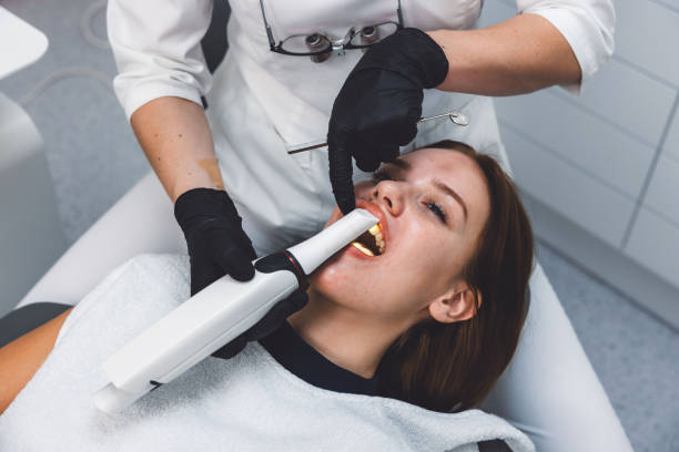 Best Broken or Cracked Tooth Emergency Dentist in Rosedale, CA
